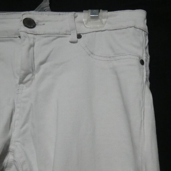 RIO DENIM | large | Classic White Slim Fit Denim / Jeans - Picture 5 of 16